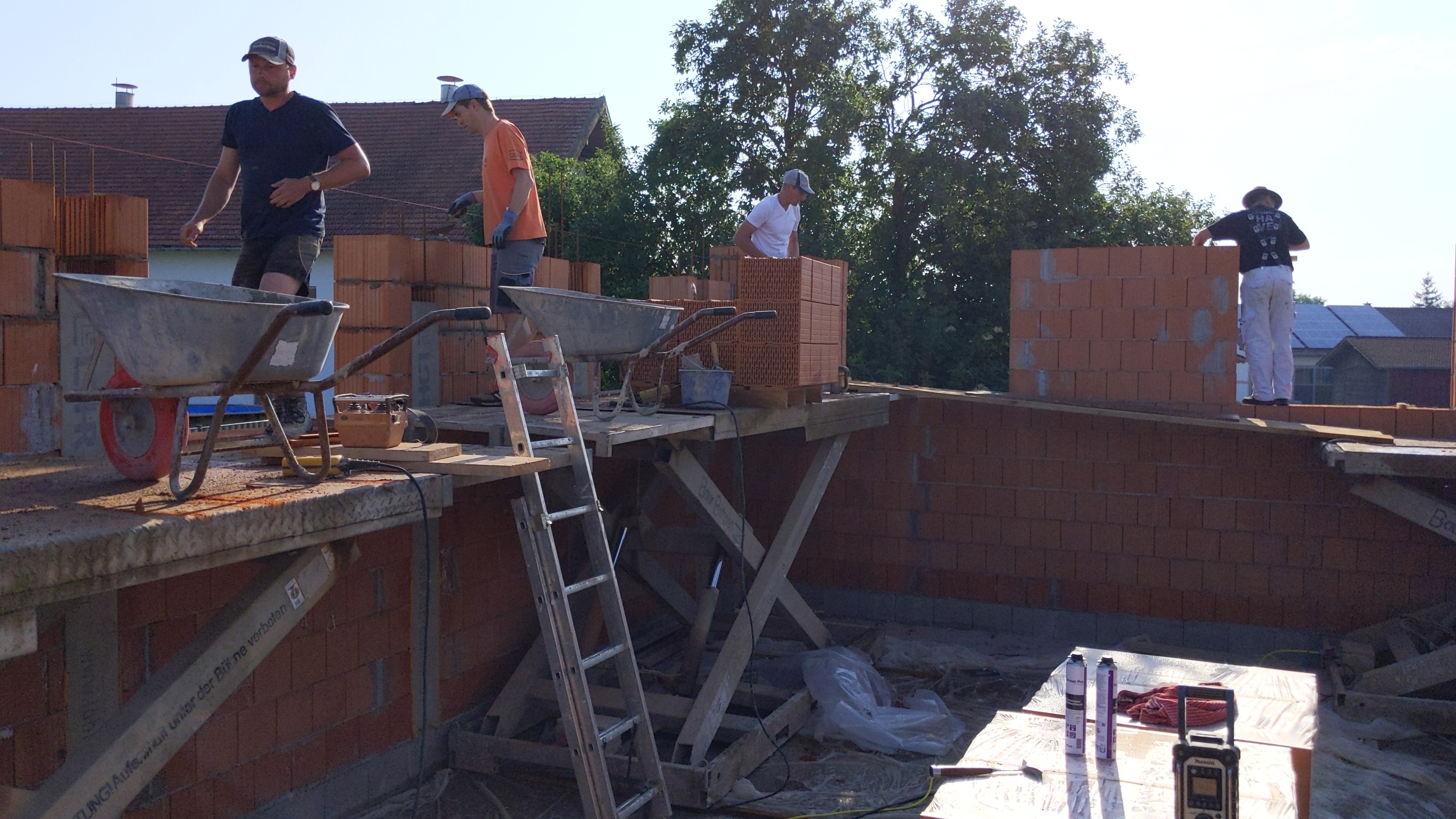 Wer will fleißige Handwerker sehen ... Wer will fleißige Handwerker sehen ...